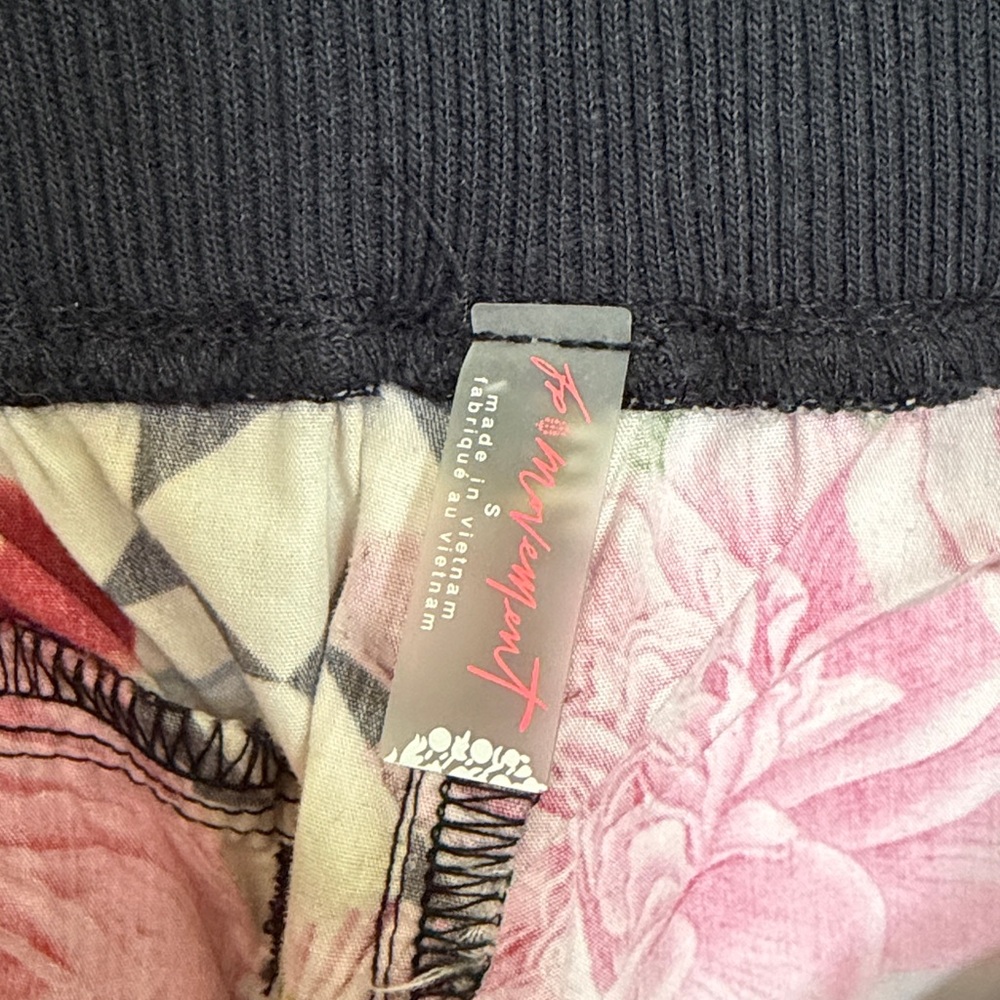 FP Movement Printed Mezmerize Me Pants - Floral - Small - Picture 5 of 10